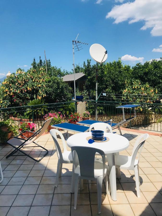 La Terrazza Apartment Vico Equense Exterior photo
