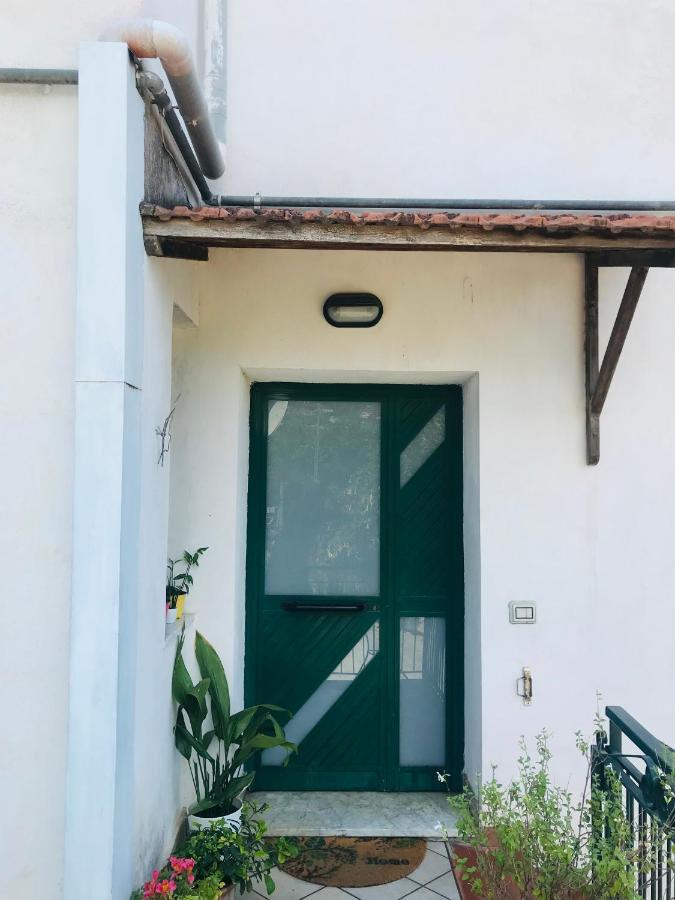 La Terrazza Apartment Vico Equense Exterior photo